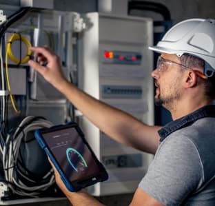 Cooling jacket personal cooling technology UAE